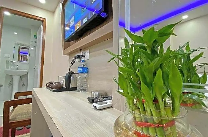 Aaradhya Hotel
