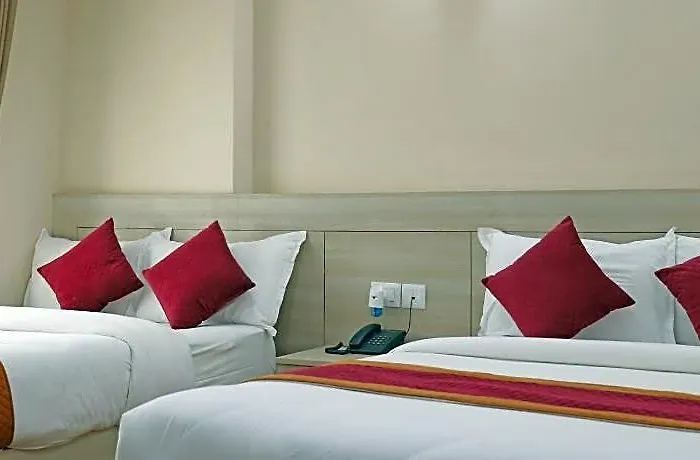 Hotel Aaradhya 2*