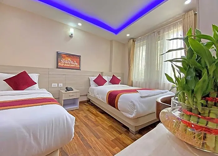 Hotel Aaradhya 2*