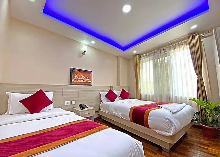 Hotel Aaradhya 2*