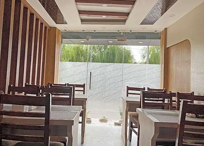 Hotel Aaradhya